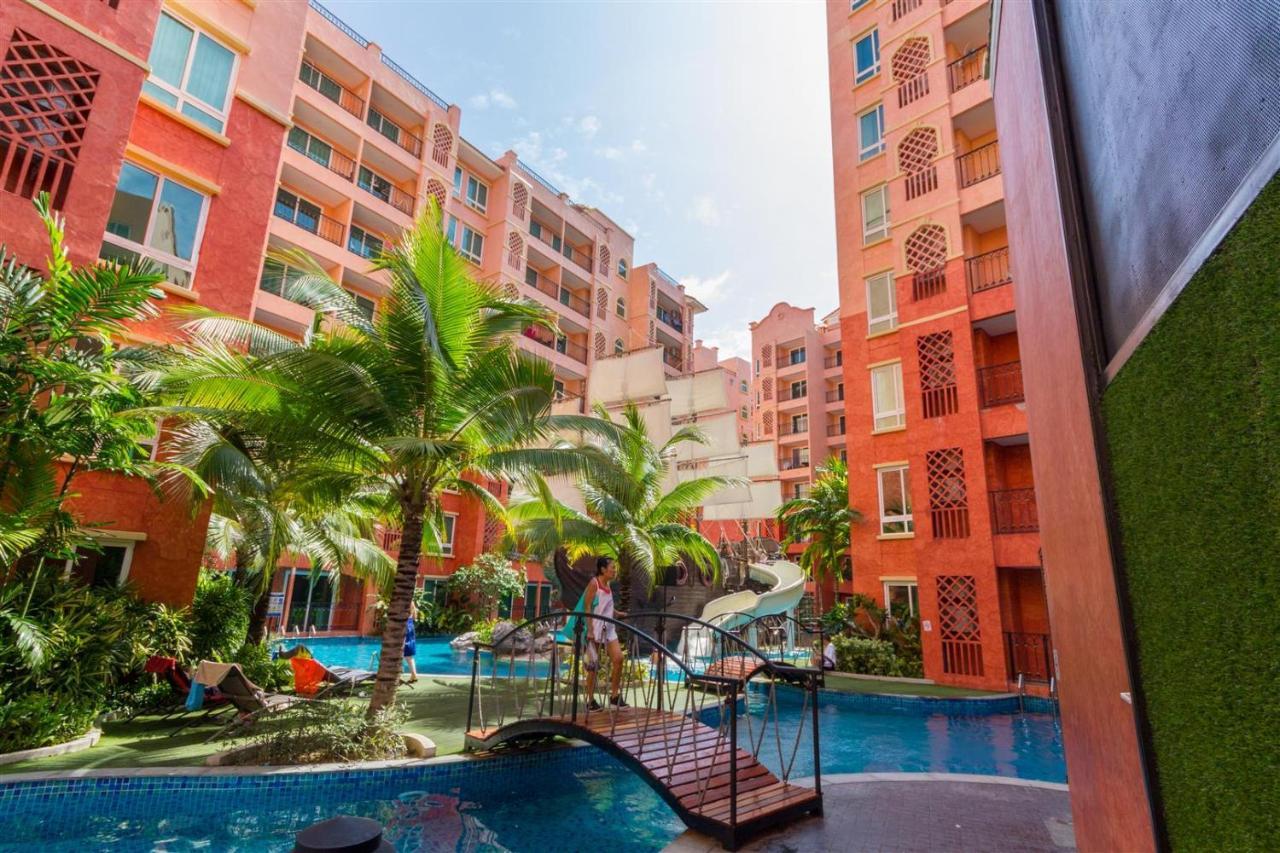 Seven Seas Resort Pattaya By Justin Джомтиен Бийч Екстериор снимка